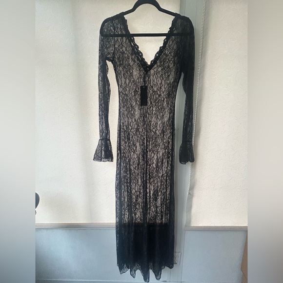 Dolls Kill Widow Sumptuous shadows lace maxi dress - Picture 3 of 5